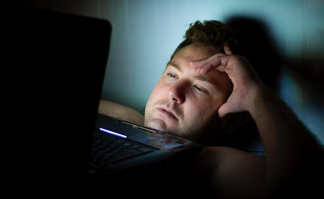 No basta con contar ovejas: sigue estos pasos y gánale insomnio