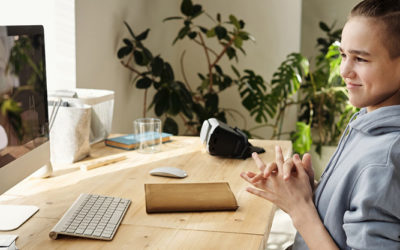 Cómo manejar a adolescentes en cuarentena: Coaching para adultos