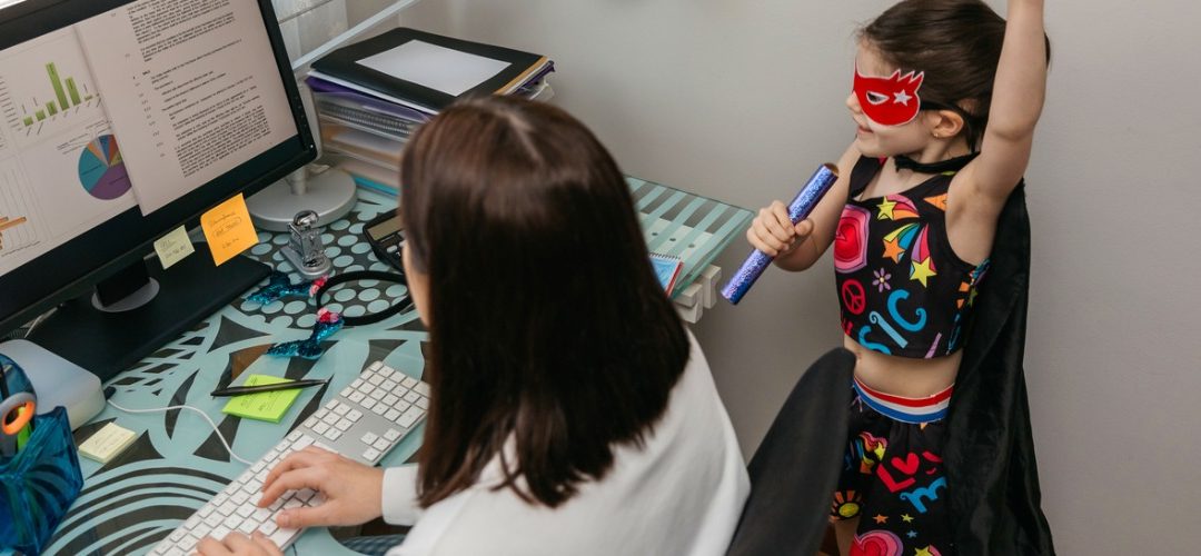 La línea que divide nuestra vida laboral y nuestra vida personal prácticamente ha desaparecido con la pandemia. Pero recuerda: lo que haces no es quién eres