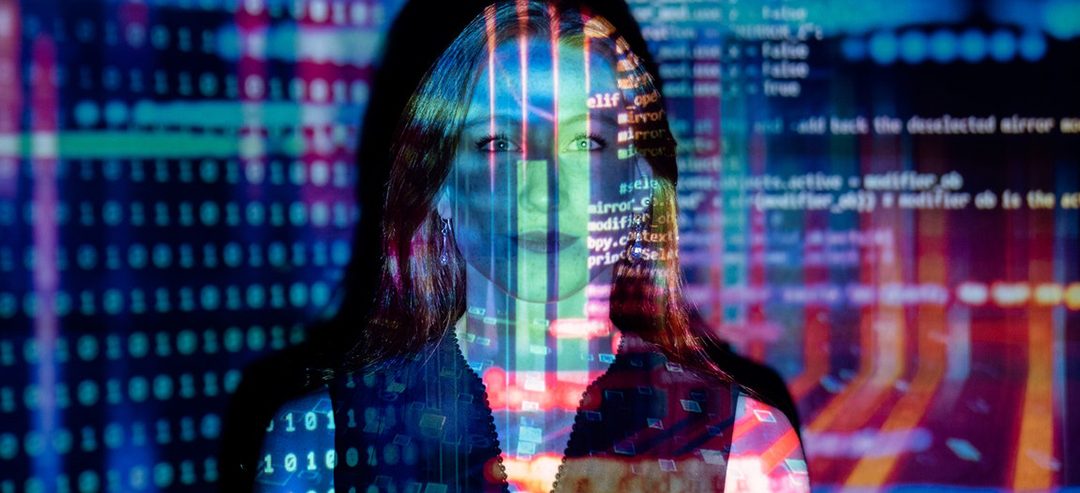 Conectadas: programa para acercar la tecnología a mujeres de Latinoamérica