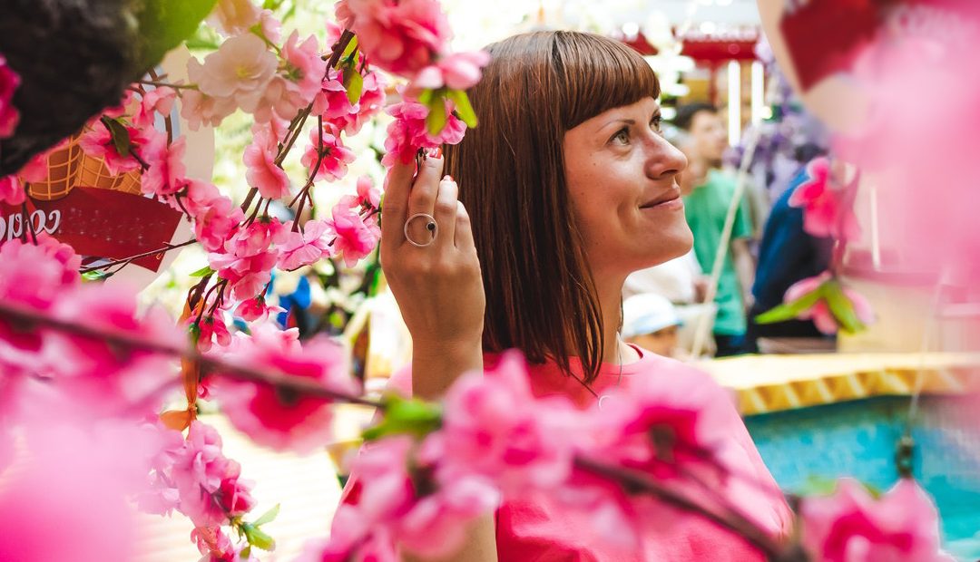 Todos podemos marchitarnos o volver a florecer: 6 trucos para volver a enamorarnos de la vida