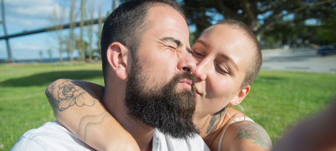 Saludos, besos y abrazos: ¿Cuánto contacto está bien?