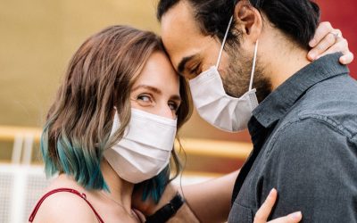 ¡Al fin sin mascarillas en espacios abiertos!: 4 claves psicológicas para vivir sin ellas (y sin miedo)