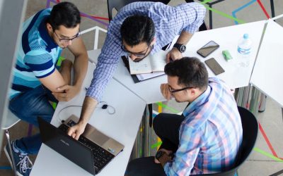 4 formas de ayudar a que tus compañeros de trabajo se sientan más respetados