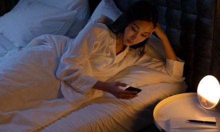 Nada de Bellas Durmientes: ¿por qué las mujeres tienen más trastornos de sueño?